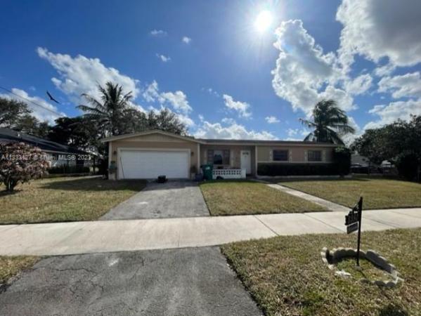 Riverdale Estates, 3380 NW 205th St, Miami Gardens, Florida 33056, image 2
