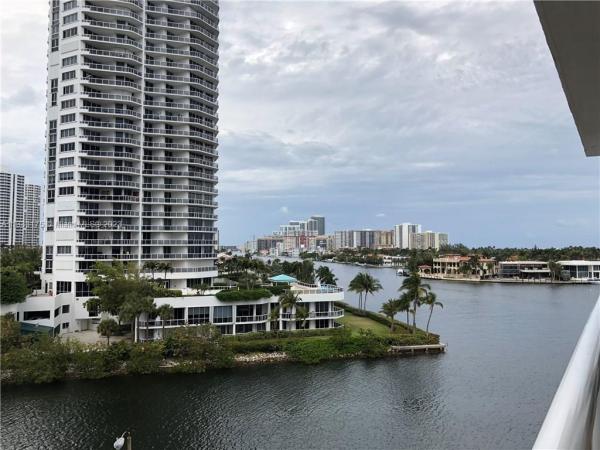 Waterview 2, 20515 E Country Club Dr #642, Aventura, Florida 33180, image 1