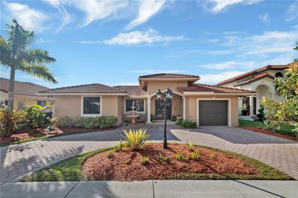 Park Lakes By The Meadows, 15770 SW 42nd Ter, Kendale Lakes, Florida 33185, image 2