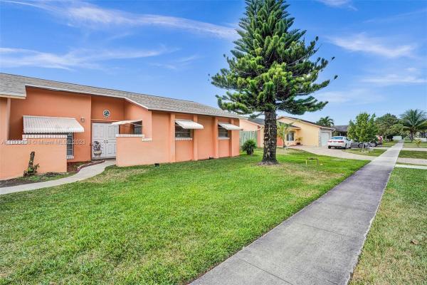 Millers Sunrise Estates, 10620 Sunset Strip #1, Sunrise, Florida 33322, image 1
