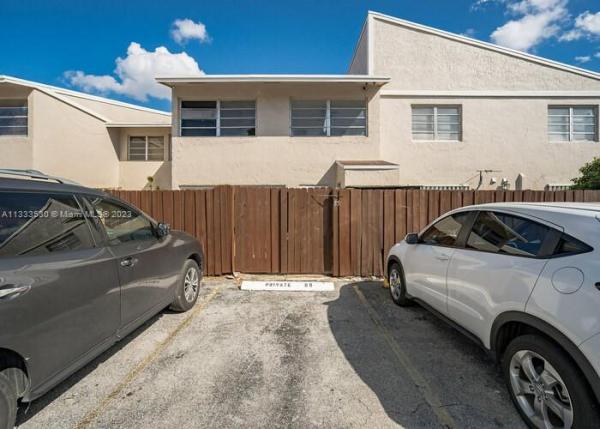 View West, 15680 SW 82nd Cir Ln #85, Kendall West, Florida 33193, image 1