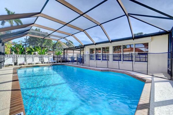 Hollywood Lakes, 947 Washington St, Hollywood, Florida 33019, image 1