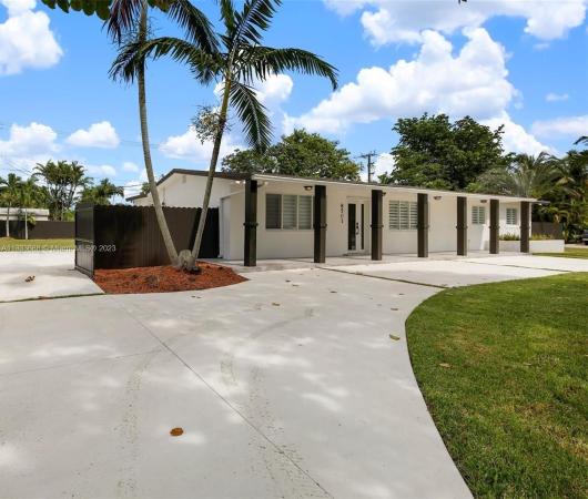 Armstrong, 8501 SW 142nd St, Palmetto Bay, Florida 33158, image 1