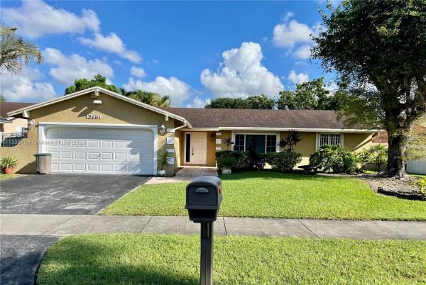 Shores Calusa, 13981 SW 109th St, The Hammocks, Florida 33186, image 1