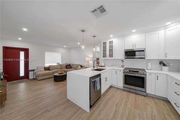 New Silver Crest, 2420 SW 11th St, Miami, Florida 33135, image 1