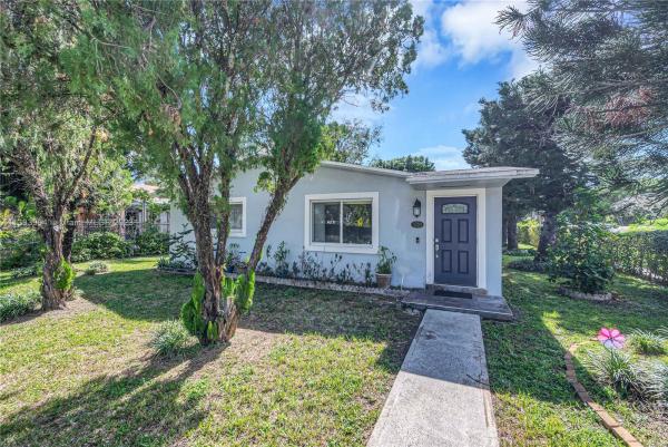 1710 NE 160th St, Miami, Florida 33162, image 2