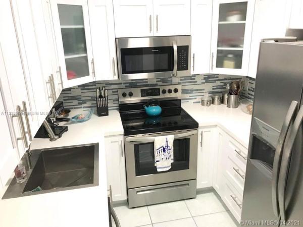 Delvista Tower 1, 20225 NE 34 Ct #212, Aventura, Florida 33180, image 1