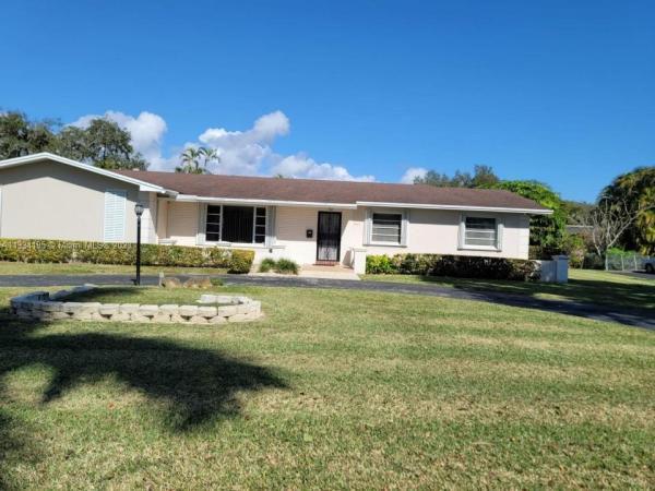 Avocado Acres, 7833 SW 166th St, Palmetto Bay, Florida 33157, image 1