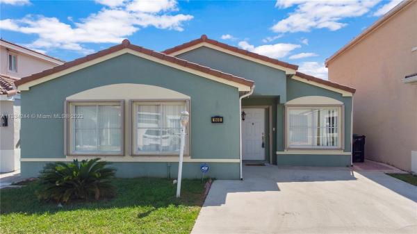 Tesoro At Forest Lakes, 16610 SW 97th Ter, The Hammocks, Florida 33196, image 1