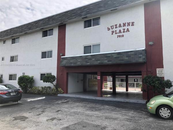 Suzanne Plaza, 7910 Taft St #308, Pembroke Pines, Florida 33024, image 1