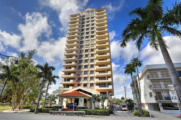 Florida Towers, 6422 Collins Ave #PH-1, Miami Beach, Florida 33141, image 1