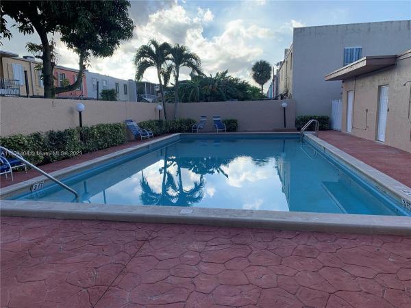 Fountain Square Park, 8150 W 8th Ct, Hialeah, Florida 33014, image 1