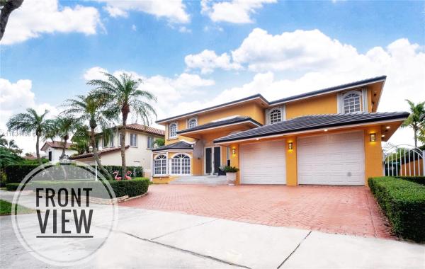 Royal Oaks, 8015 NW 162nd St, Miami Lakes, Florida 33016, image 2