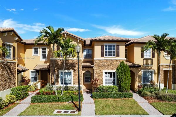 The Shores At Isles Of Bayshore, 9021 SW 227th St #3, Cutler Bay, Florida 33190, image 2