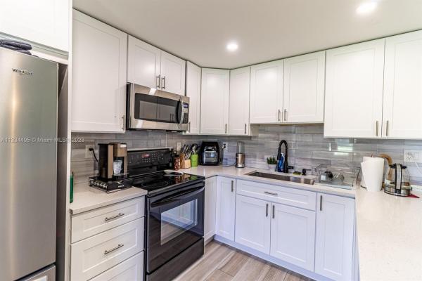 Olive Glen Gardens, 201 NW 32nd Ct #108, Pompano Beach, Florida 33064, image 1