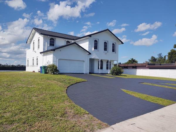 Biscayne Gardens Estates, 14620 NW 17th Dr, Golden Glades, Florida 33167, image 2