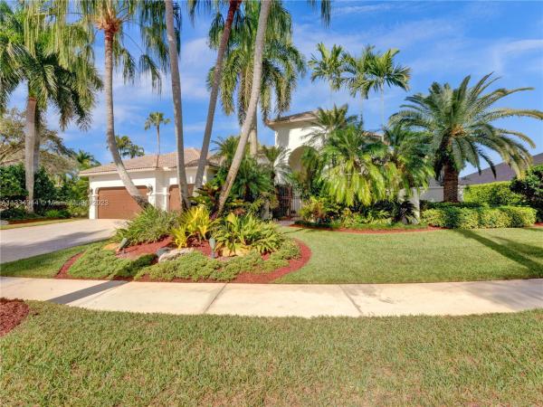 Montclaire, 2526 Montclaire Cir, Weston, Florida 33327, image 1