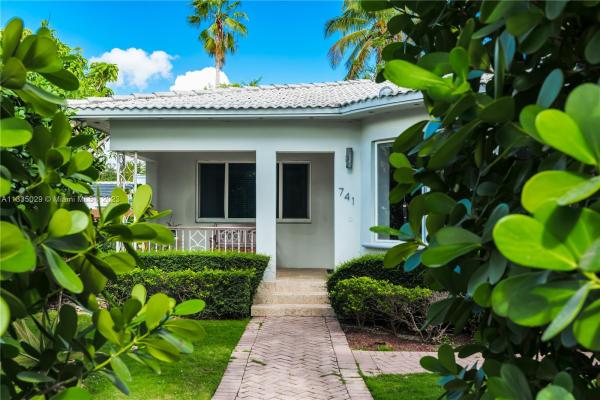 741 NE 87th St, Unincorporated Dade County, Florida 33138, image 2