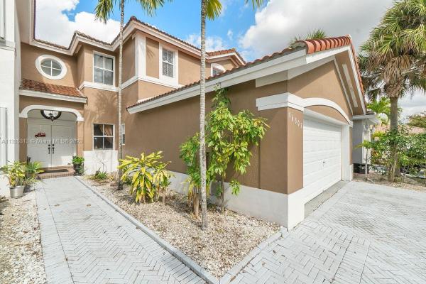16307 SW 45th Ter 0, Unincorporated Dade County, Florida 33185, image 2