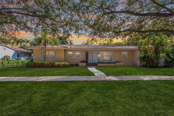 Riviera, 724 Sistina Ave, Coral Gables, Florida 33146, image 2