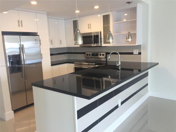 Charter Club, 600 NE 36th St #1408, Miami, Florida 33137, image 2