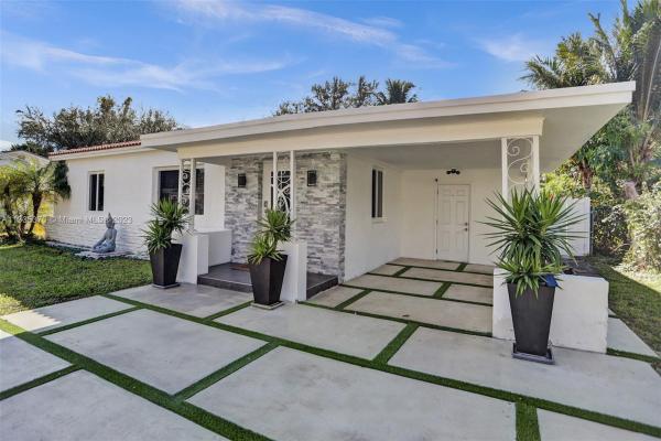 Lerob, 1230 NE 134th St, North Miami, Florida 33161, image 1