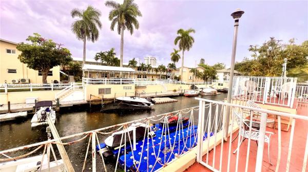 Venice Park, 1755 Venice Ln #10W, North Miami, Florida 33181, image 1