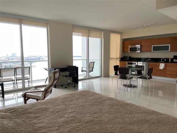 Vizcayne South, 253 NE 2nd St #3207, Miami, Florida 33132, image 2
