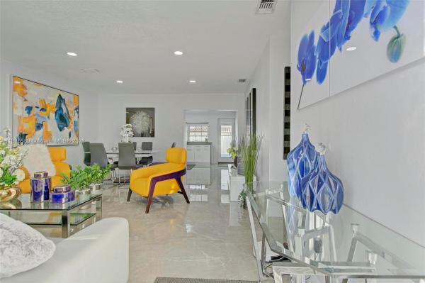 Palm Springs North Residential, 8341 NW 177th St, Palm Springs North, Florida 33015, image 2