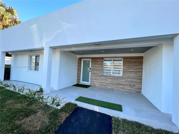 Kerwood Manor, 520 NE 135th St, North Miami, Florida 33161, image 1