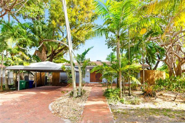 King Park, 2551 Abaco Ave, Miami, Florida 33133, image 1