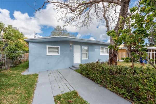 College Park, 230 NW 60th St, Miami, Florida 33127, image 1
