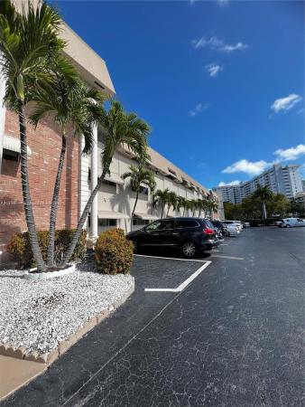 Paradise Harbour, 300 Golden Isles Dr #217, Hallandale Beach, Florida 33009, image 2