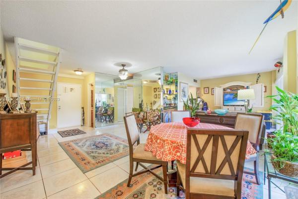 Fernwoods, 8775 Park Blvd #112, Fountainebleau, Florida 33172, image 2