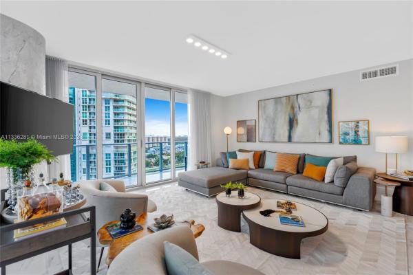 Parque Towers, 300 Sunny Isles Blvd #4-1602, Sunny Isles Beach, Florida 33160, image 2