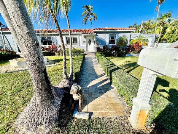 Berna Gilda, 905 NE 111th St, Biscayne Park, Florida 33161, image 1