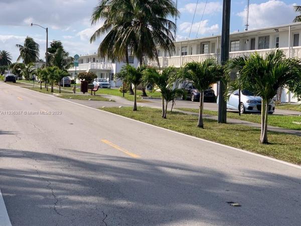 Romont Gardens Andover, 121 NE 204th St #12, Miami Gardens, Florida 33179, image 1