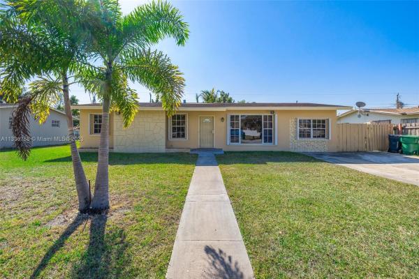 Leisure City Residential, 14910 SW 296th St, Leisure City, Florida 33033, image 2
