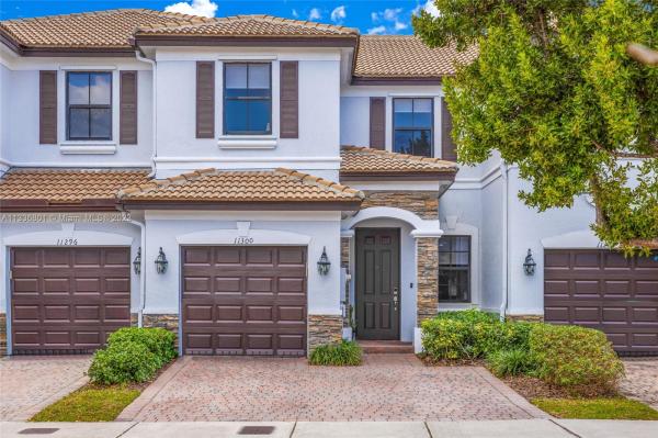 Villa Bello, 11300 NW 88th Ter, Doral, Florida 33178, image 1