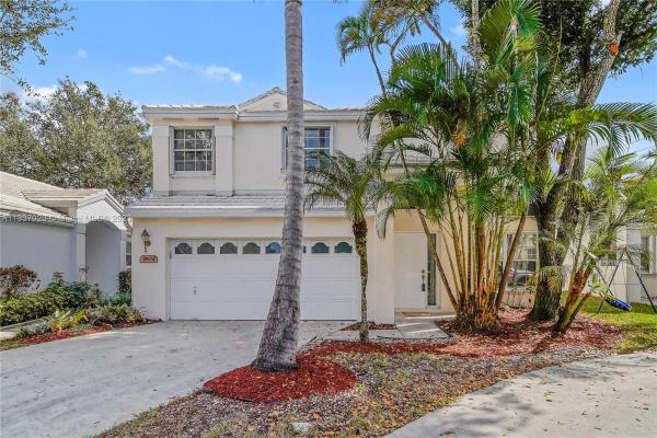 Jacaranda Pointe, 9504 NW 8th Cir, Plantation, Florida 33324, image 1