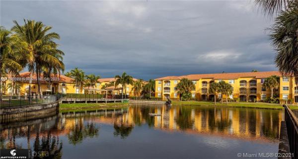La Via, 9650 NW 2nd St #4-105, Pembroke Pines, Florida 33024, image 1