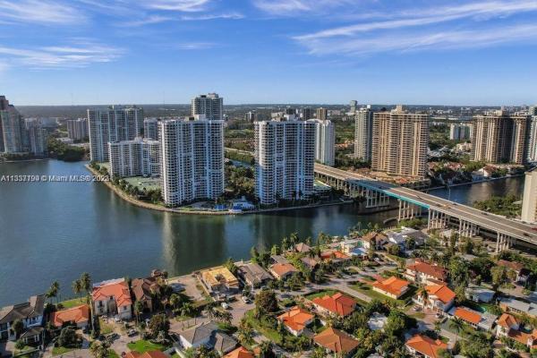 Mystic Pointe Marina, 3575 Mystic Pointe Dr #52, Aventura, Florida 33180, image 2
