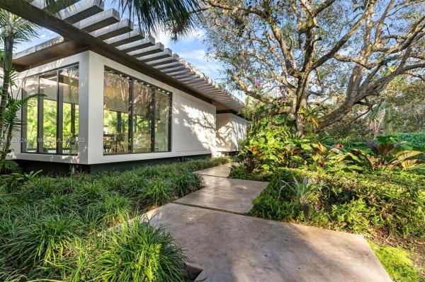 Pine Tree Estates, 7865 SW 125th St, Pinecrest, Florida 33156, image 1