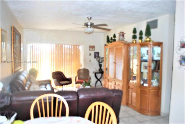 El Lago, 5505 NW 7th St #W318, Miami, Florida 33126, image 1