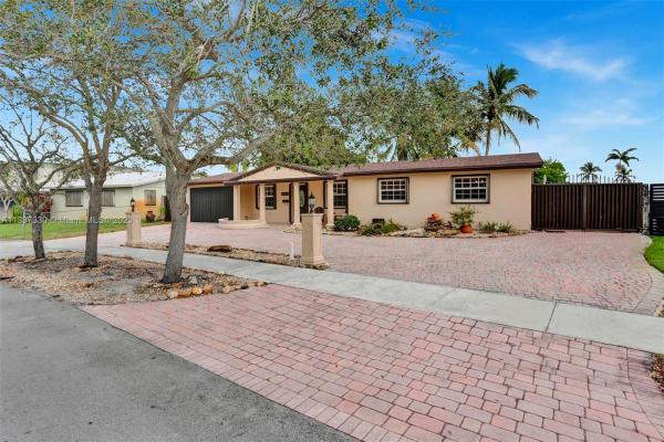 Palm Springs North Residential, 17831 NW 84th Pl, Palm Springs North, Florida 33015, image 2
