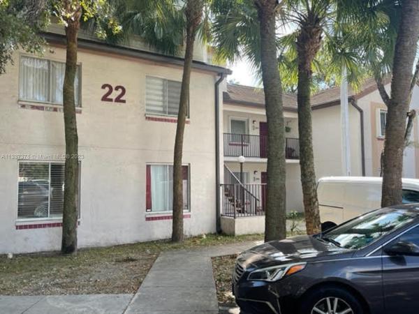 Parc Vista, 13944 SW 91st Ter #13944, The Hammocks, Florida 33186, image 2