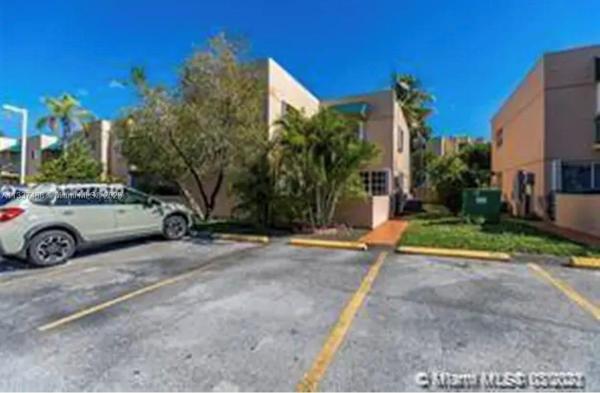 Les Chateaux At International Gardens, 1845 SW 118th Ct #87, Tamiami, Florida 33175, image 1