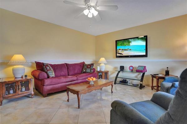 16790 NE 14th Ave #306, Unincorporated Dade County, Florida 33162, image 2