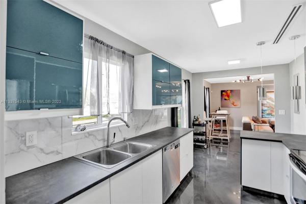 North Miami Estates, 1394 NW 41st St, Miami, Florida 33142, image 2