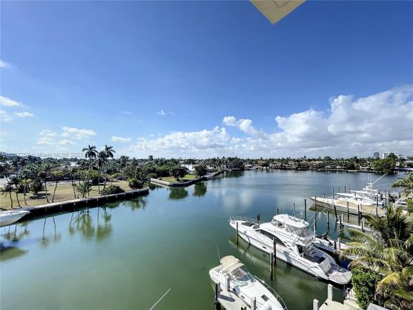 Riviera Towers, 401 SE 25th Ave #501, Fort Lauderdale, Florida 33301, image 1